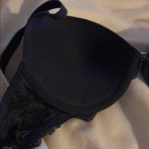 Victoria’s Secret Dream Angels push up 34DD - Picture 6 of 6